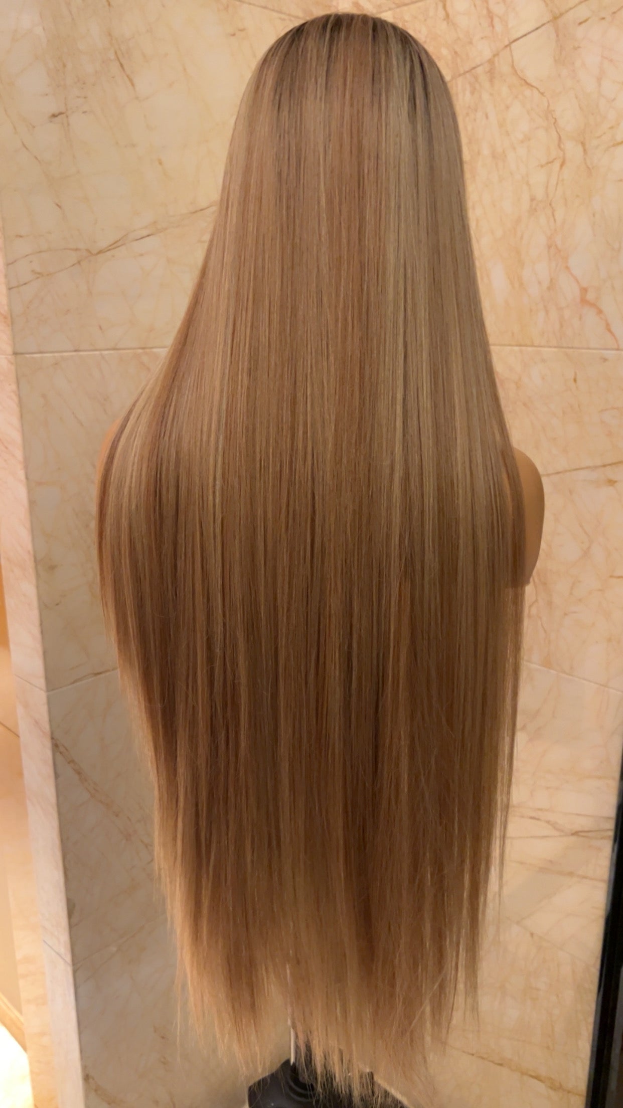Hair by Zuba - Straight Ombre Wig